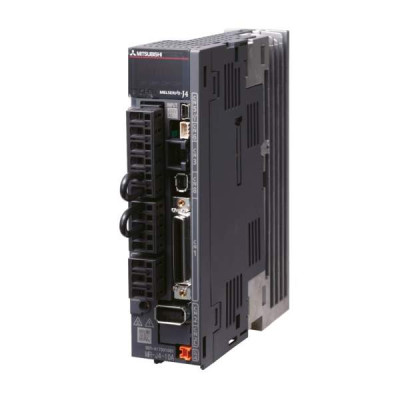 Serwowzmacniacz MR-J4-700A ( 7 kW )