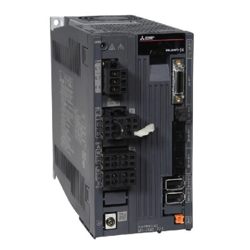 Serwowzmacniacz MR-J4W2-77B ( 0,7 kW )