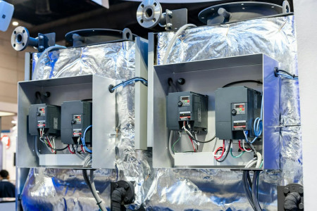 Falowniki VLG300 – nowoczesne rozwiązania dla systemów napędowych